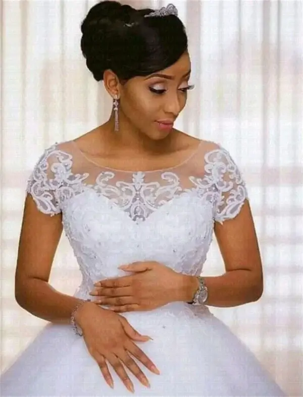 Pearl Wedding Dress Vintage Lace Ball Gown - Image 2